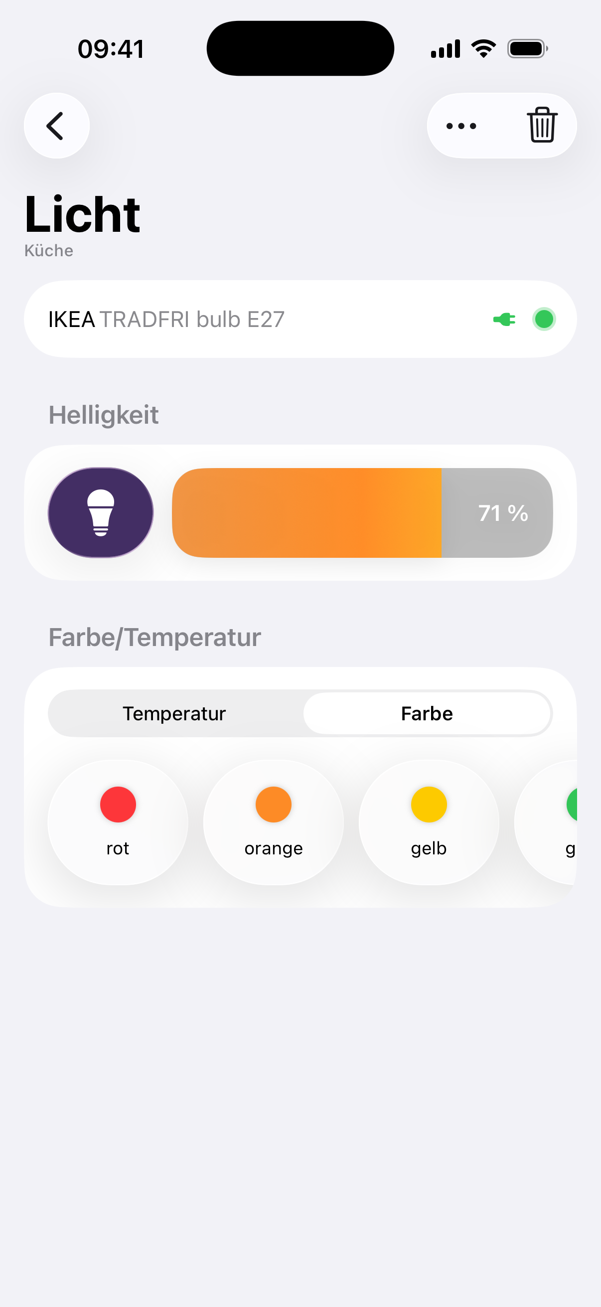 Gerätedetailansicht mit Helligkeits- und Farbsteuerung für eine Lampe